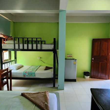 Sarin Guesthouse สาริน Ko Tao Esterno foto