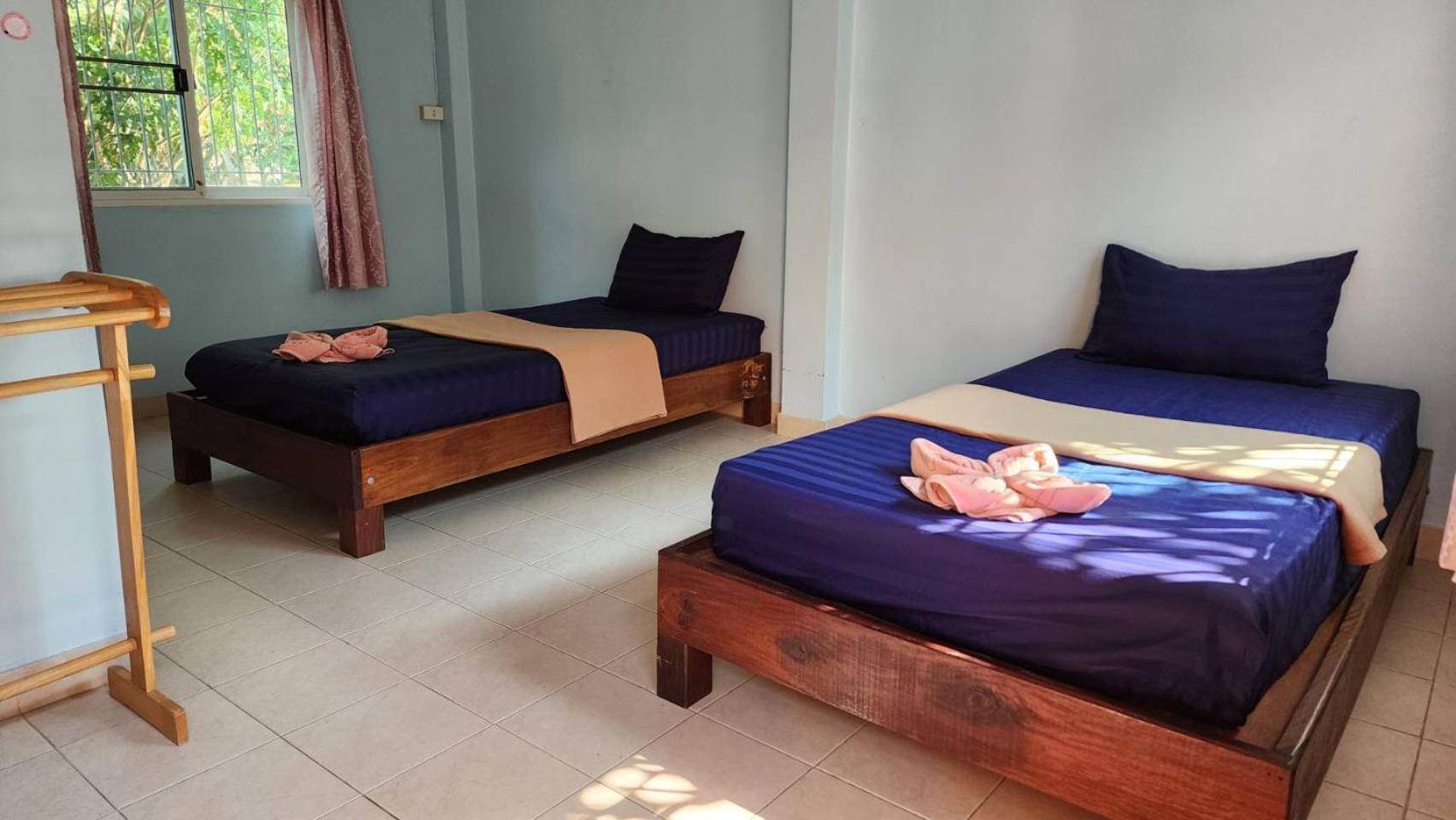Sarin Guesthouse สาริน Ko Tao Esterno foto