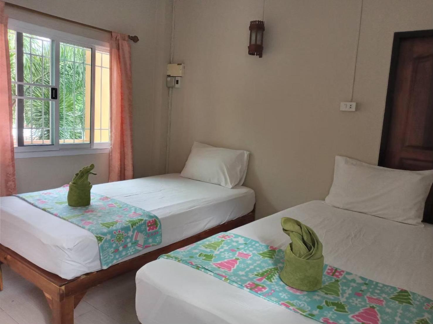 Sarin Guesthouse สาริน Ko Tao Esterno foto